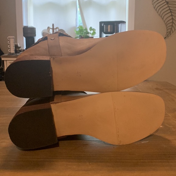 Tan western style boots. Size 40 (fits 8.5-9) - Picture 3 of 4